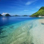 Keindahan Pantai di Pulau Sikuai, Sumatera Barat