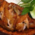 Tips Membuat Ayam Penyet Lamongan yang Lezat dan Autentik