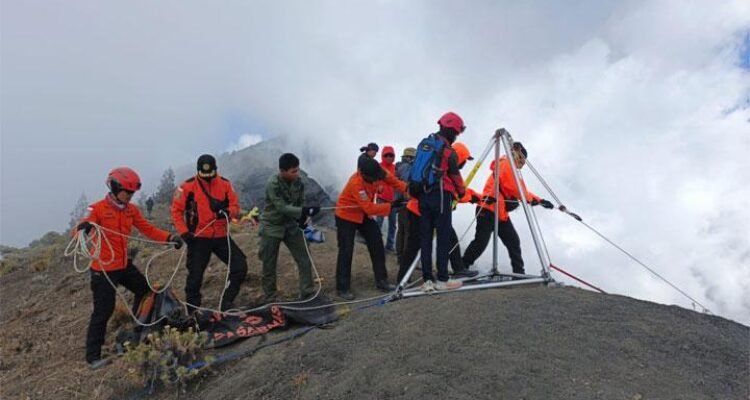 Insiden di Gunung Rinjani