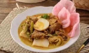 Resep Lontong Betawi, Warisan Kuliner Khas Jakarta