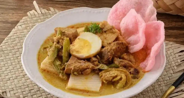 Resep Lontong Betawi, Warisan Kuliner Khas Jakarta