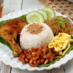 Nasi Uduk Rahasia Gurih dan Wangi, Seenak Buatan Warung Legendaris