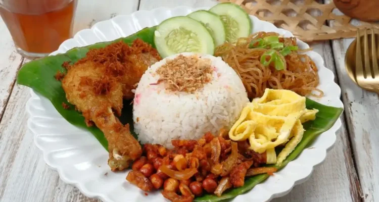 Nasi Uduk Rahasia Gurih dan Wangi, Seenak Buatan Warung Legendaris