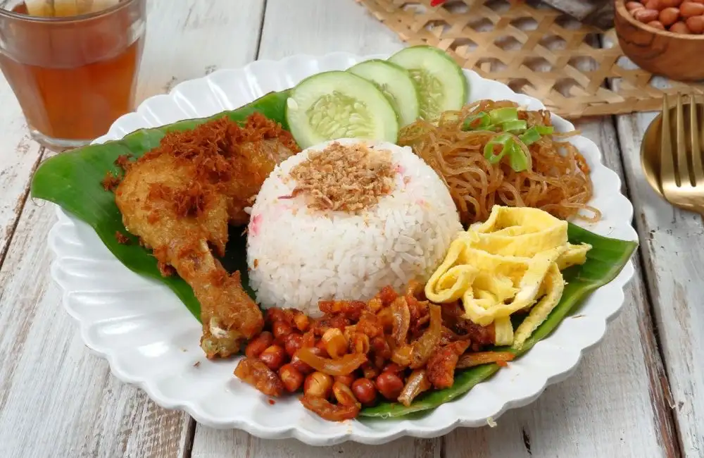 Nasi Uduk Rahasia Gurih dan Wangi, Seenak Buatan Warung Legendaris